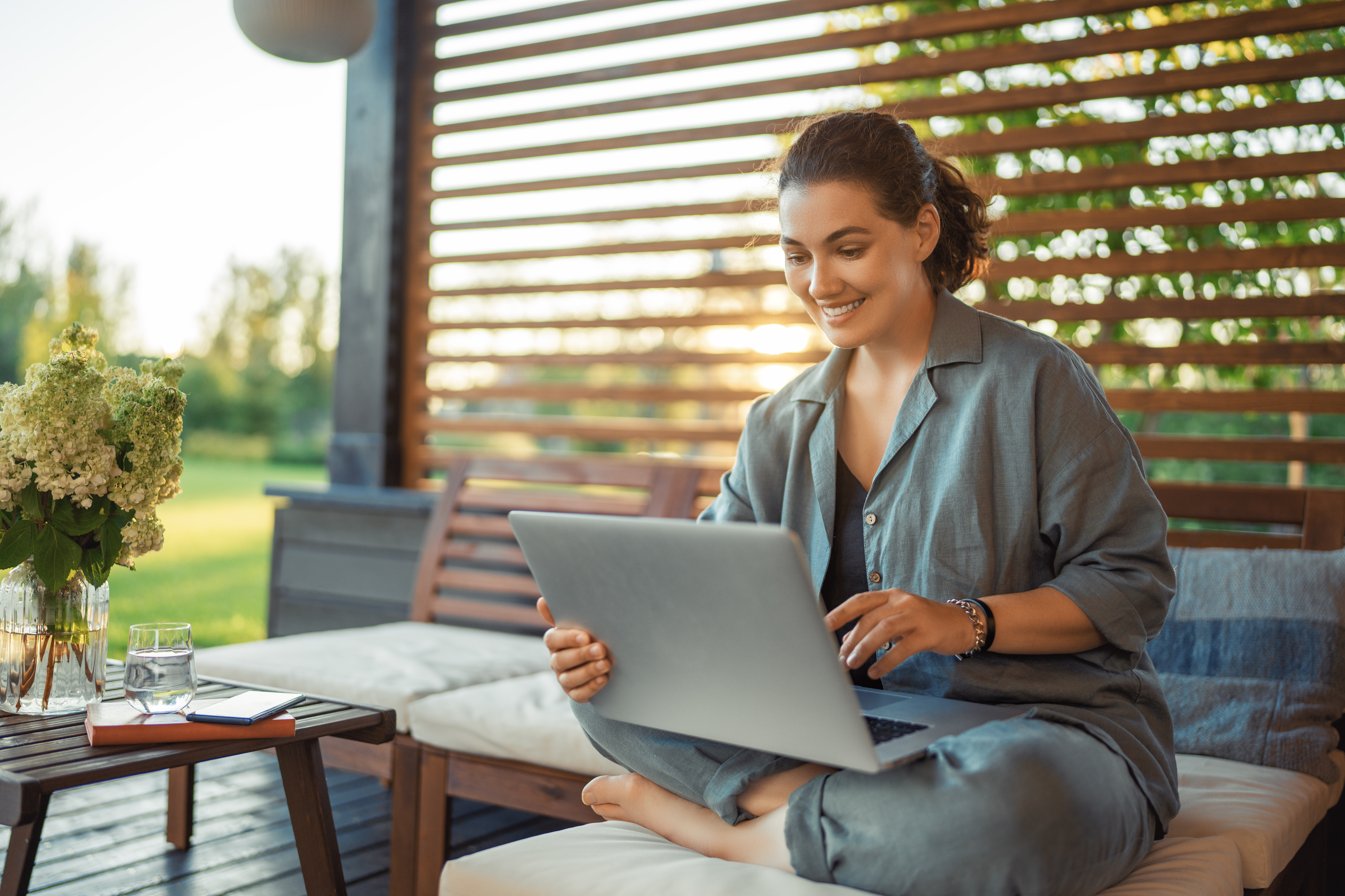 More Sunshine, Less Stress: How Teletherapy Supports Summer Routines